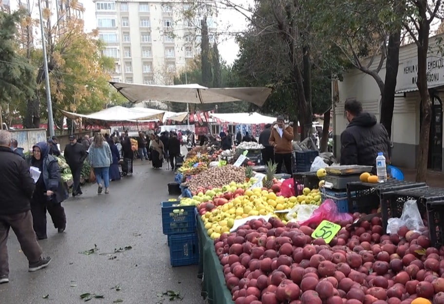 KAHRAMANMARAŞ’TA KIŞ MEVSİMİNİN ETKİSİNİ GÖSTERMESİYLE BİRLİKTE SEMT PAZARLARINDA KIŞ SOFRALARINA...