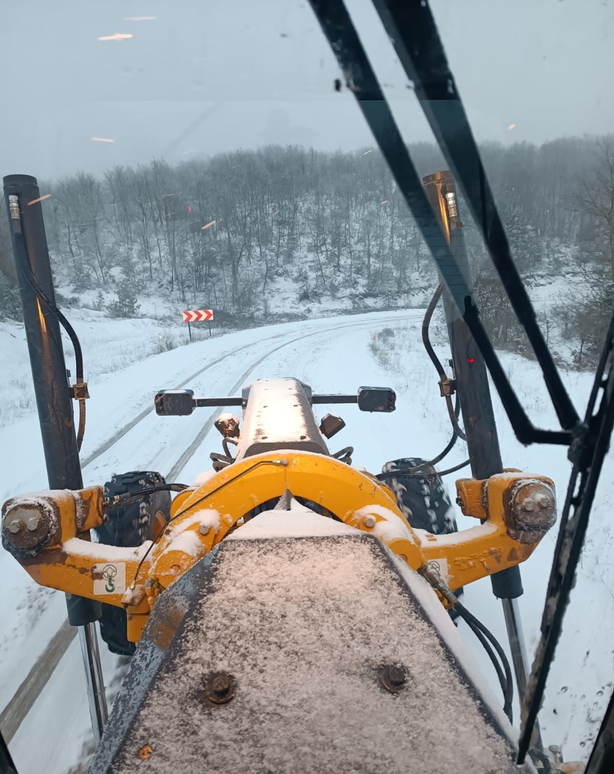 KAR YAĞIŞININ ETKİLİ OLDUĞU BİLECİK’TE EKİPLER SAHADA