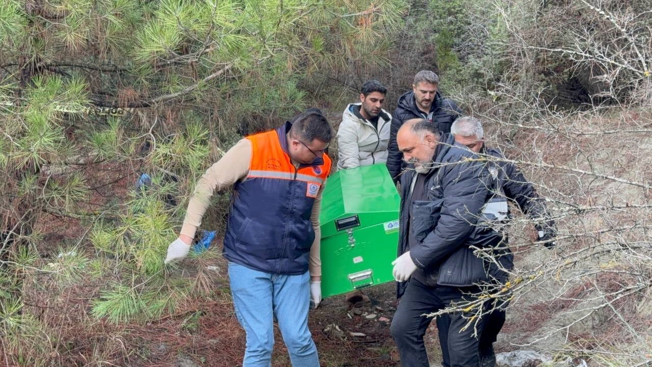 KARABÜK'TE OTELDEN AYRILDIKTAN SONRA KENDİSİNDEN HABER ALINAMAYAN 29 YAŞINDAKİ ABUZER YANAR...