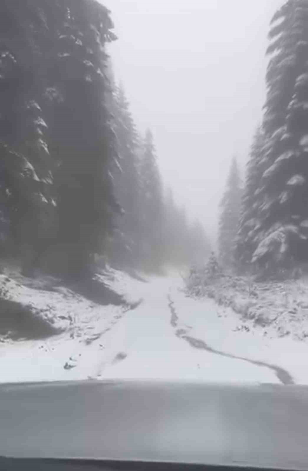 KARABÜK’ÜN YÜKSEK KESİMLERİNDE KAR YAĞIŞI BELİRLİ ARALIKLARLA ETKİLİ OLMAYA DEVAM...