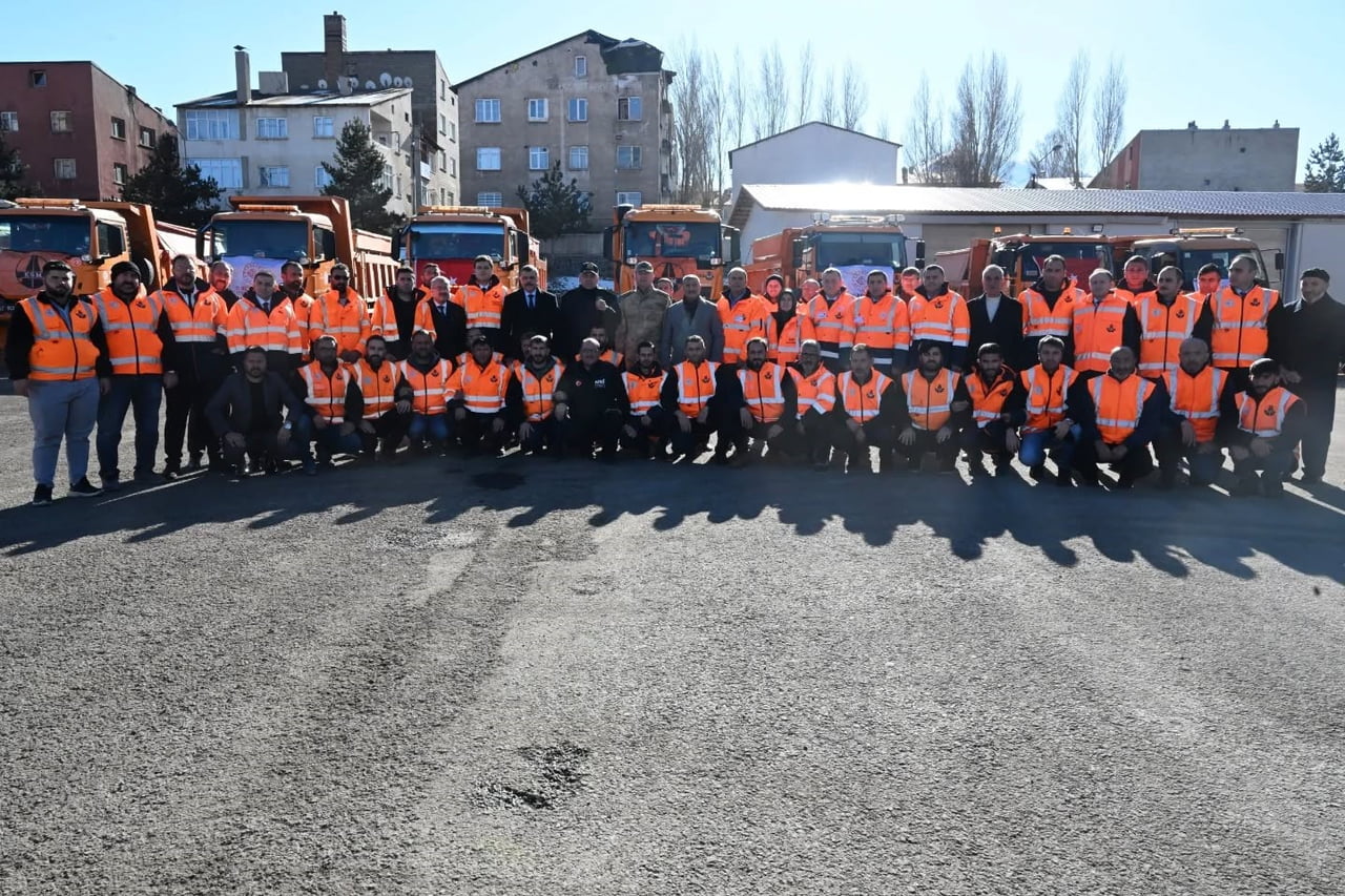 KARAYOLLARI 12. BÖLGE MÜDÜRLÜĞÜ TARAFINDAN KIŞ MEVSİMİNİN GELİŞİYLE BİRLİKTE GELENEKSEL OLARAK...