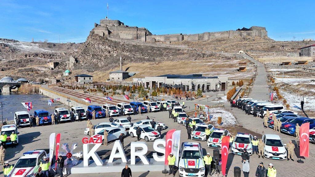KARS EMNİYET VE JANDARMAYA YENİ ARAÇ TAKVİYESİ(KARS-İHA)