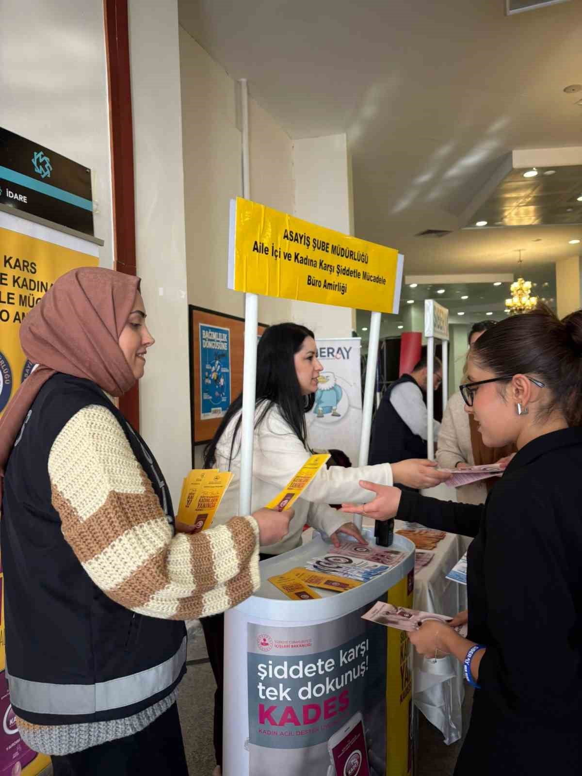 KARS’TA ÖĞRENCİLERE KADES UYGULAMASI ANLATILDI(KARS-İHA)