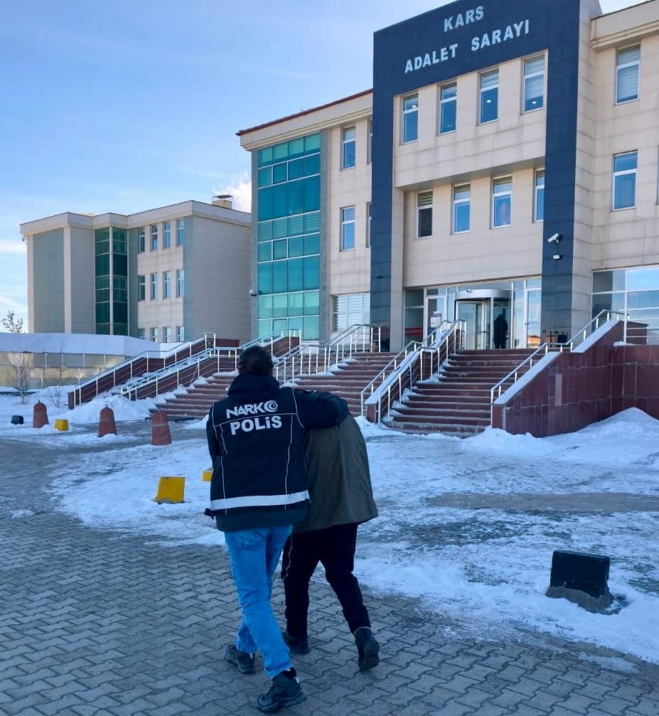 KARS’TA UYUŞTURUCU ELE GEÇİRİLDİ(KARS-İHA)