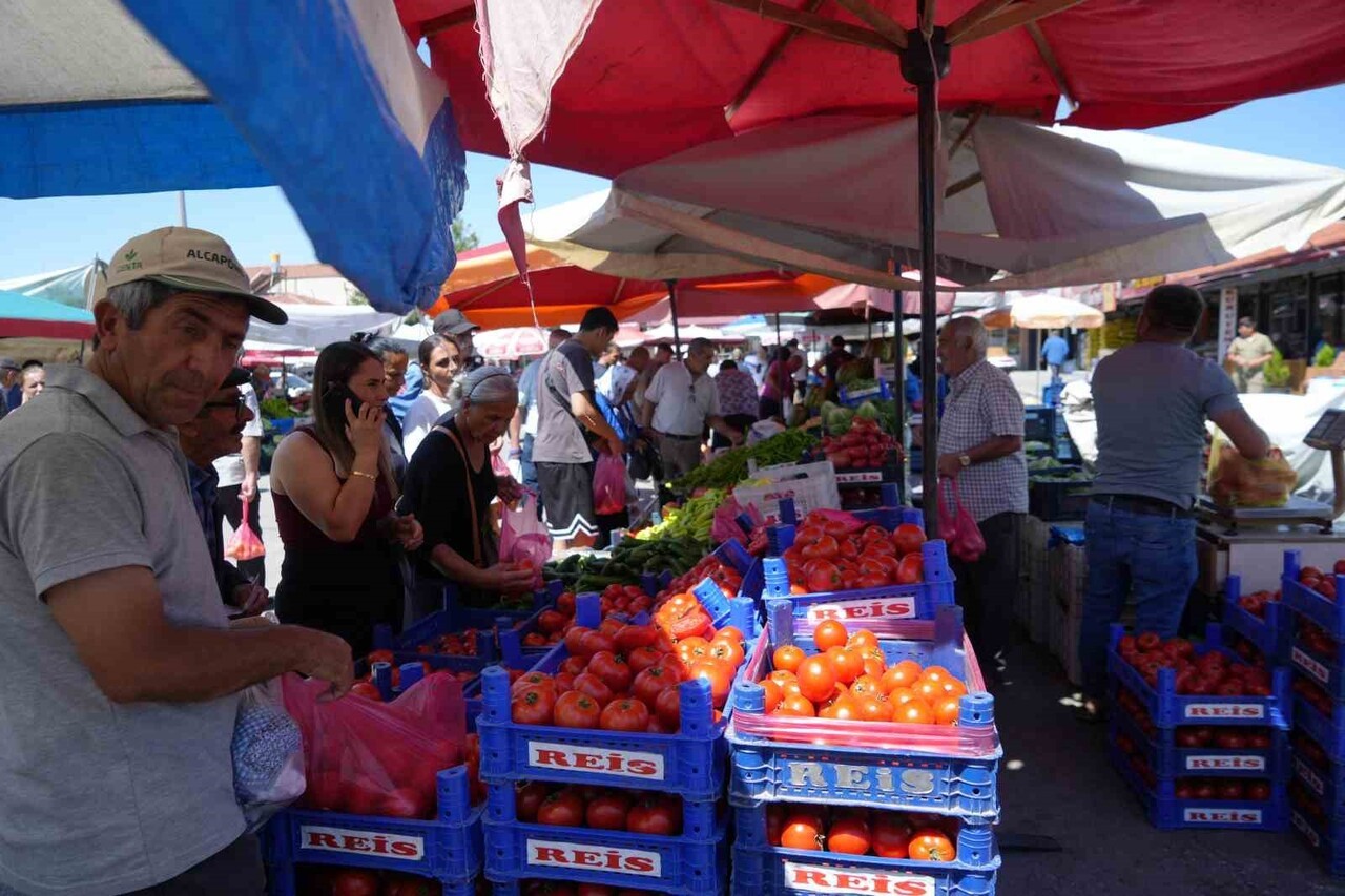 KASIM AYINDA YILLIK ENFLASYON YÜZDE 31,07 OLDU