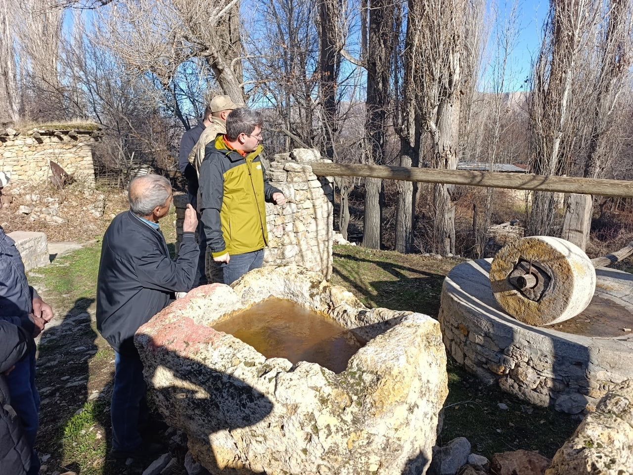 KAYMAKAM ARIKAN, HARMANKAYA KÖYÜNDE İNCELEMEDE BULUNDU