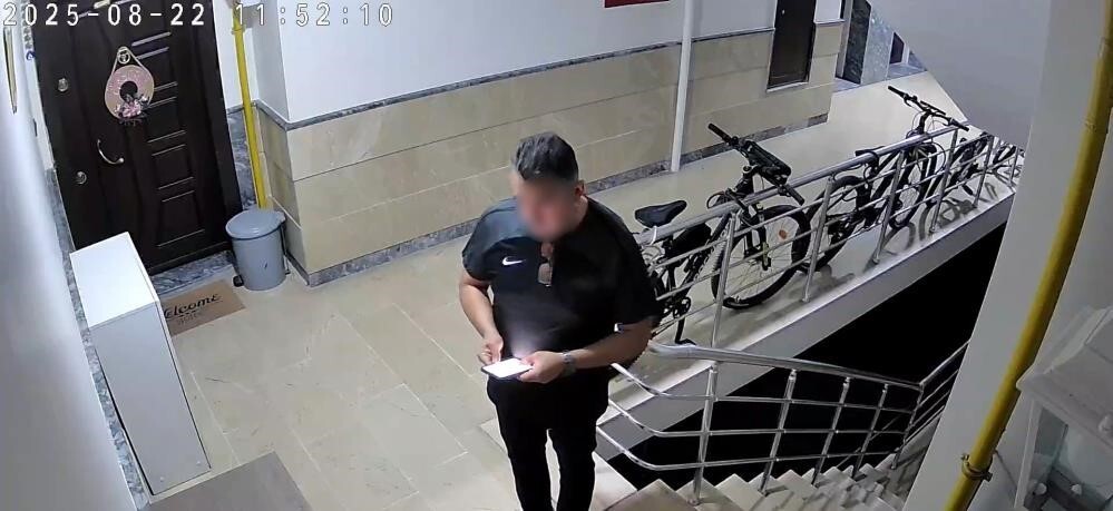 KAYSERİ'NİN MELİKGAZİ İLÇESİNDE BOŞANMA AŞAMASINDA OLDUĞU EŞİNİN EVİNE GELEREK, BİNA GÖREVLİSİNİN...