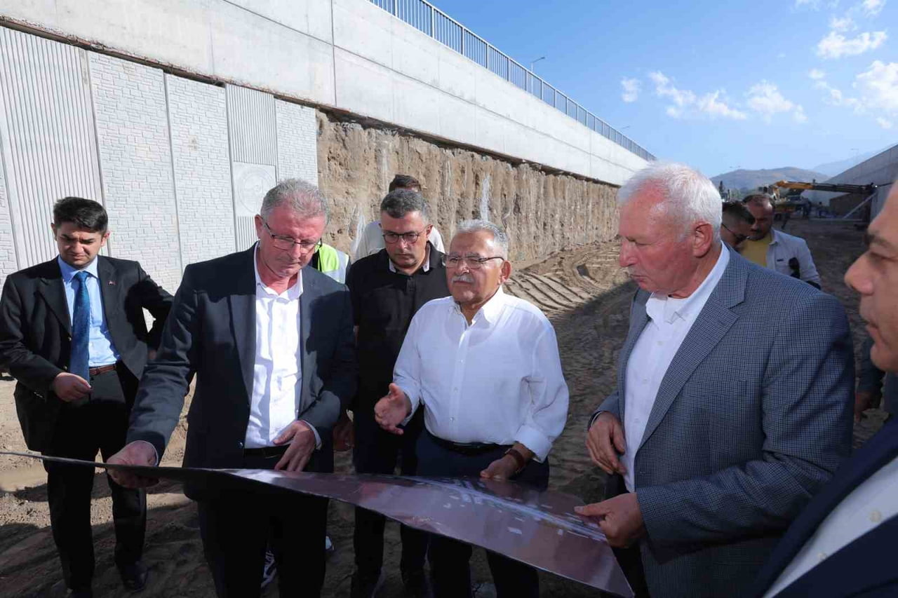 KAYSERİ BÜYÜKŞEHİR BELEDİYE BAŞKANI DR. MEMDUH BÜYÜKKILIÇ YÖNETİMİNDEKİ BÜYÜKŞEHİR BELEDİYESİ, EN...