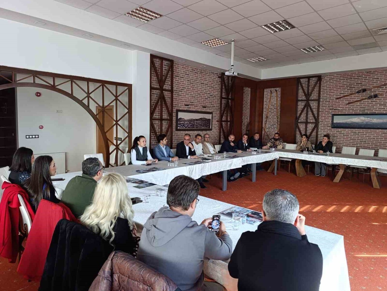 KAYSERİ BÜYÜKŞEHİR BELEDİYESİ ERCİYES A.Ş.; ERCİYES KAYAK MERKEZİ’NDE FAALİYET GÖSTEREN OTELLERİN...