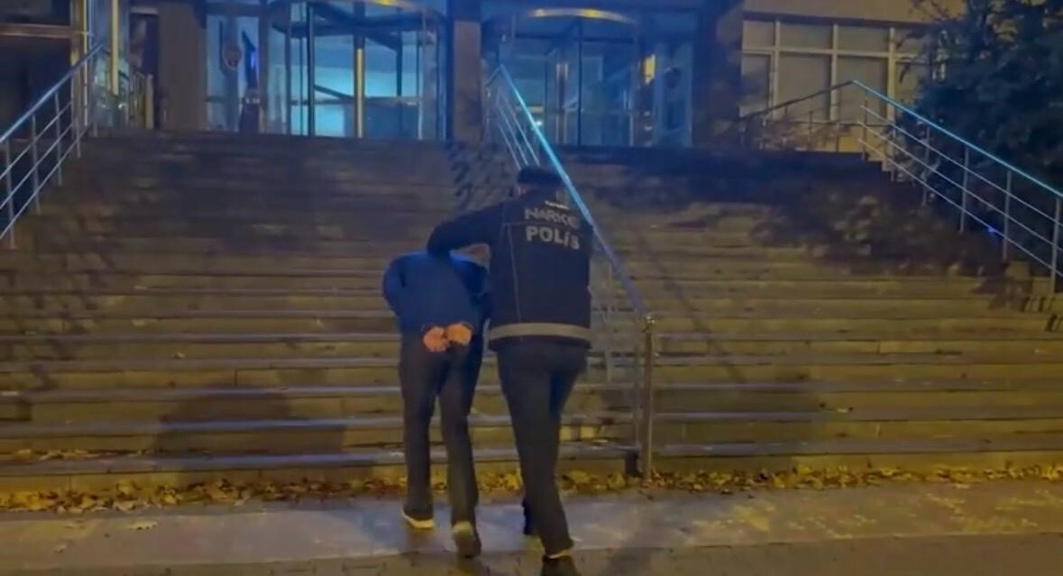 KAYSERİ’DE POLİS EKİPLERİ TARAFINDAN YAPILAN ÇALIŞMALARDA, HAKKINDA ‘UYUŞTURUCU VE UYARICI MADDE...