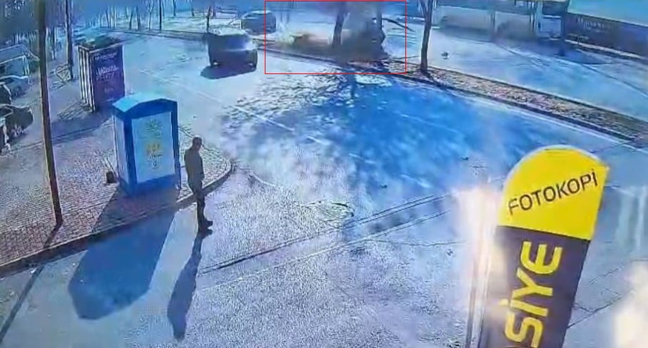 KAZA ANI GÜVENLİK KAMERASINA SANİYE SANİYE YANSIDI.