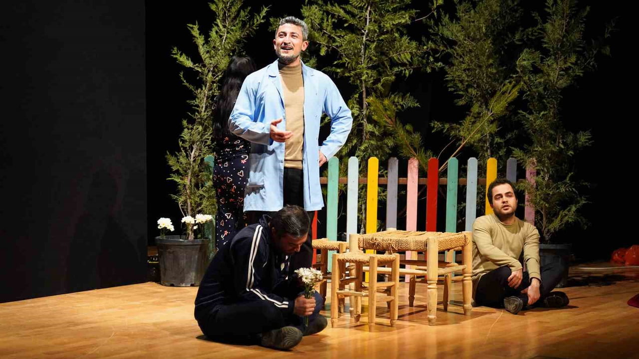 KEÇİÖREN BELEDİYESİ NECİP FAZIL KISAKÜREK TİYATRO SALONU’NDA SAHNELENEN VE İKİ PERDEDEN OLUŞAN...