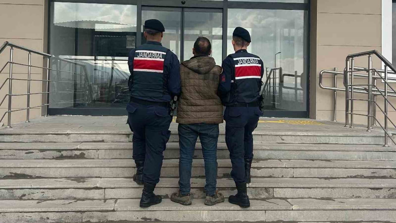 KIRIKKALE'DE JANDARMA EKİPLERİNCE YAPILAN OPERASYONDA, "HIRSIZLIK" SUÇUNDAN HAKKINDA 3 YIL 1 AY 15...
