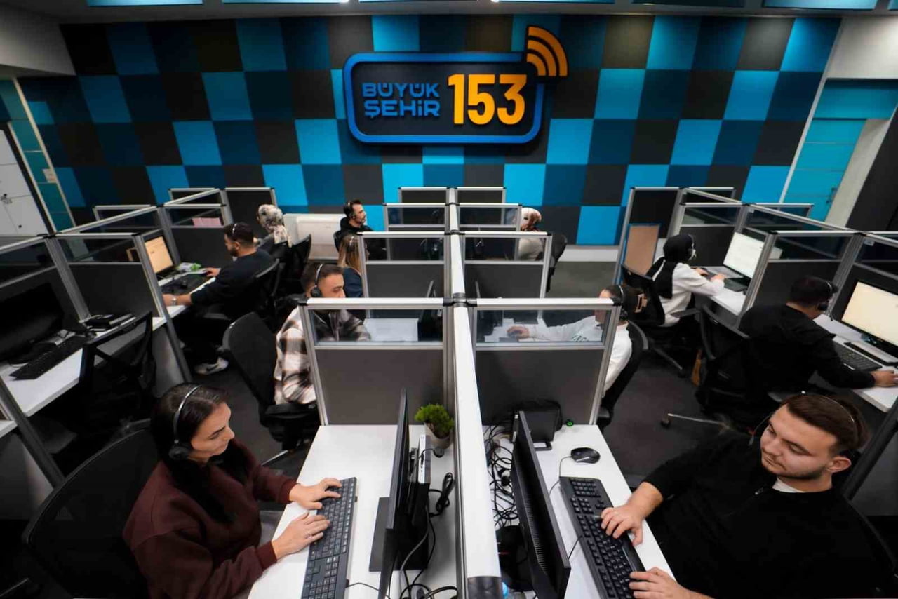 KOCAELİ BÜYÜKŞEHİR BELEDİYESİ’NİN TÜM HİZMETLERİNİ TEK BİR NUMARA ÜZERİNDE TOPLAYAN 153 ÇAĞRI...