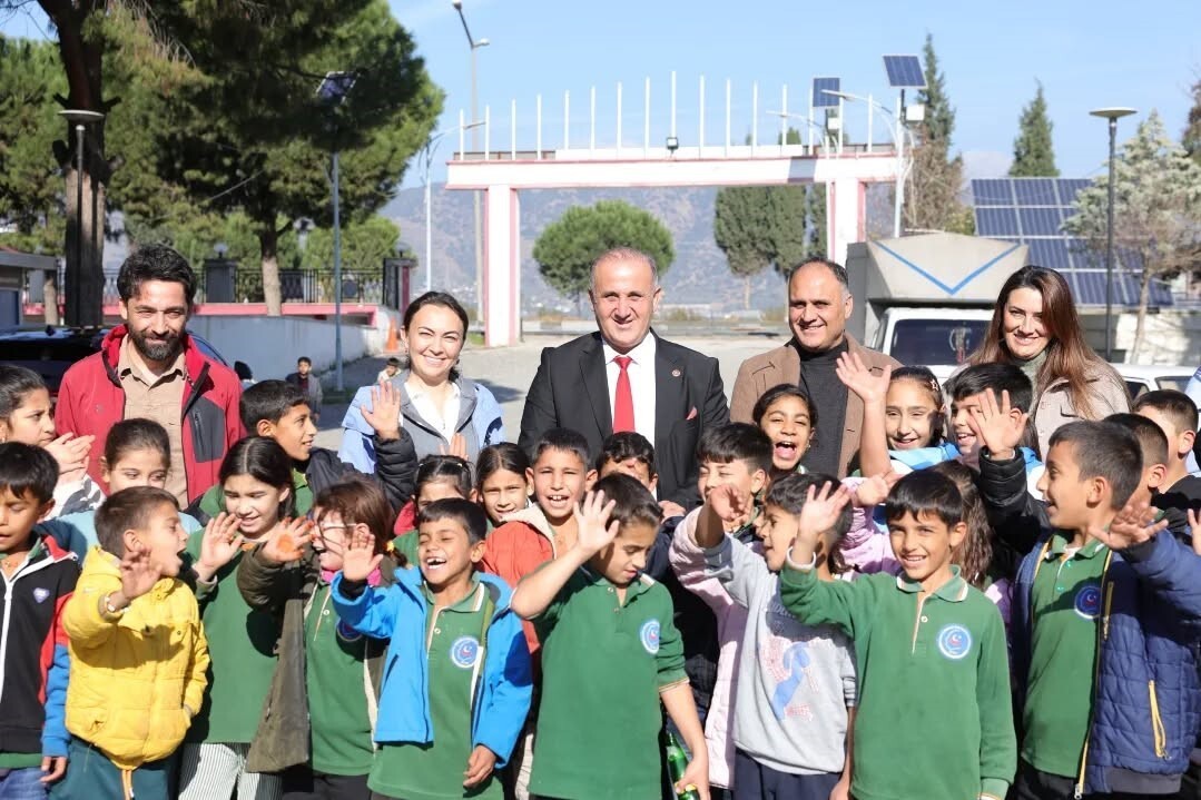 KOCAGÜRLÜ ÖĞRENCİLER İNCİRLİOVA’DA AĞIRLANDI