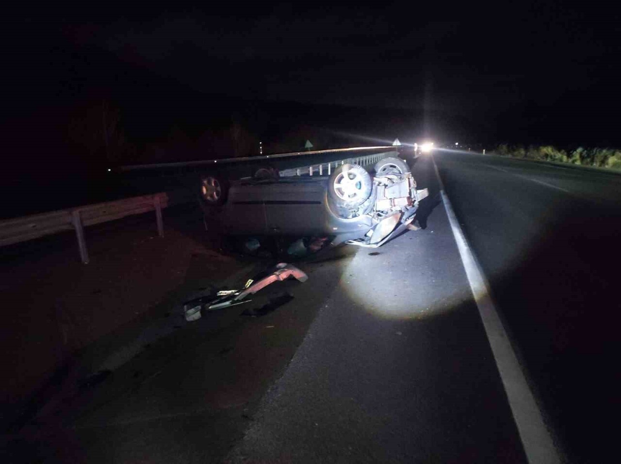 KONYA’NIN BEYŞEHİR İLÇESİNDE ETKİLİ OLAN YAĞIŞLI HAVA SONUCU 5 AYRI NOKTADA MEYDANA GELEN TRAFİK...