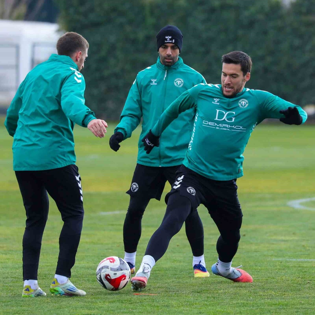 KONYASPOR, 15 ARALIK PAZARTESİ GÜNÜ SAAT 20.00'DE FENERBAHÇE'YE KONUK OLACAĞI MAÇIN HAZIRLIKLARINI...