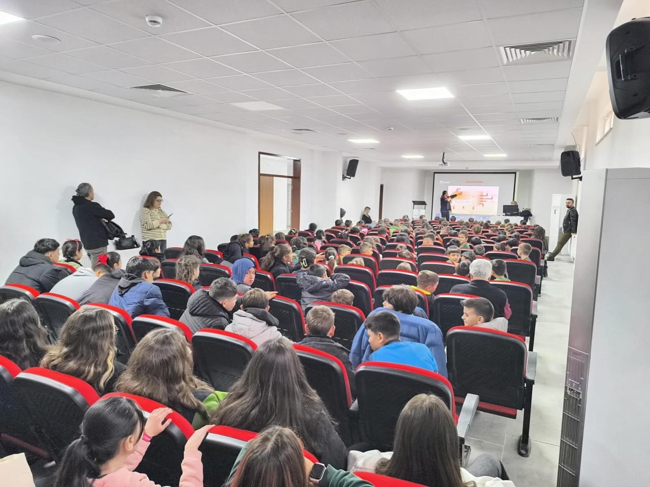 KÖŞK İLÇE TARIM VE ORMAN MÜDÜRLÜĞÜ TARAFINDAN ÖĞRENCİLERE YÖNELİK VERİLEN EĞİTİMLERDE 145 ÖĞRENCİ...