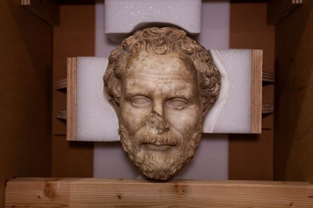 KÜLTÜR VE TURİZM BAKANLIĞI, BURDUR’DAKİ BOUBON ANTİK KENTİ’NDEN KAÇIRILAN BRONZ İMPARATOR...