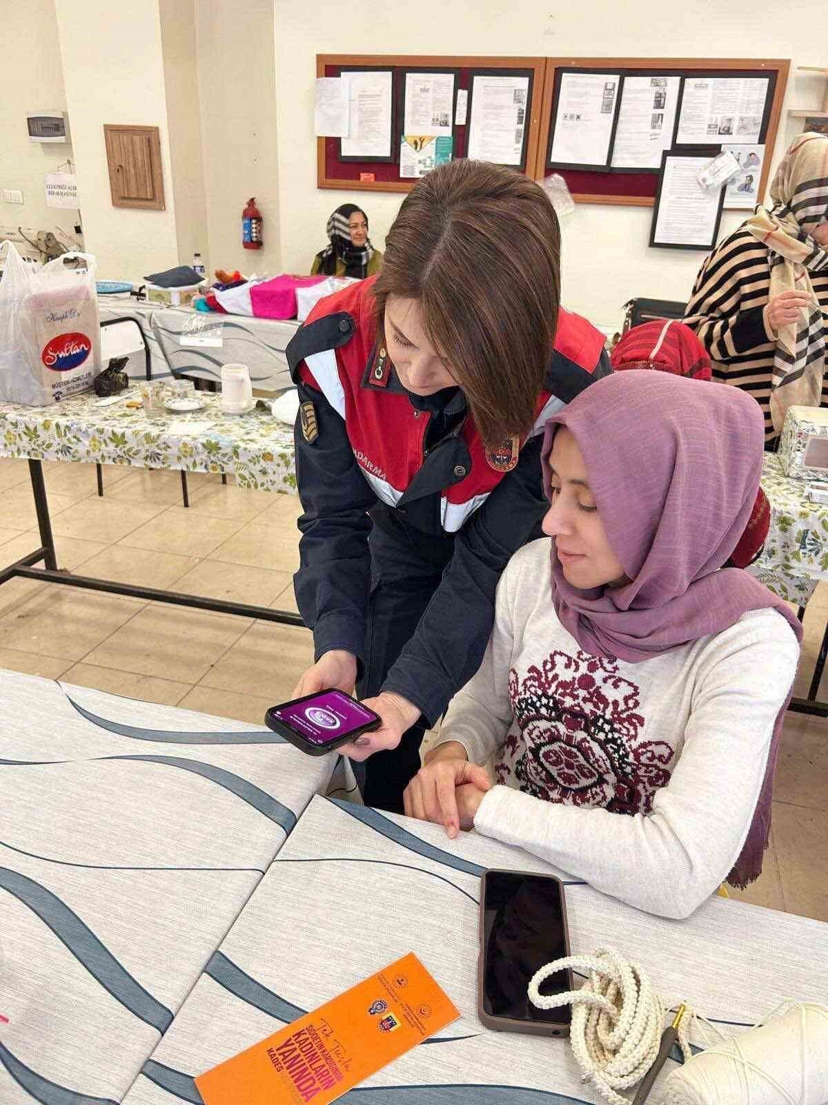 KÜTAHYA’DA KADINLARA KADES EĞİTİMİ