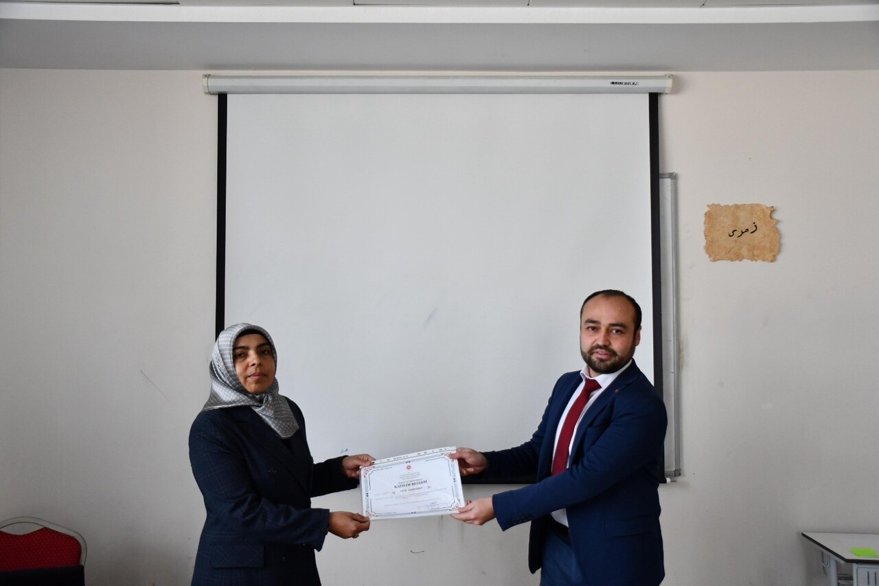 KÜTAHYA İL MÜFTÜLÜĞÜ’NDE HİZMET İÇİ EĞİTİM KURSLARI ZİYARET EDİLDİ