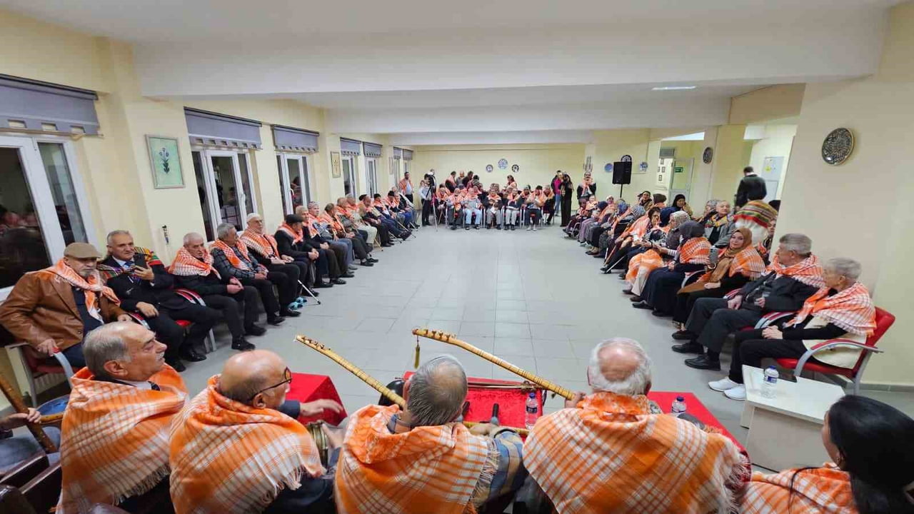 KÜTAHYA YÖRÜK VE TÜRKMENLER DERNEĞİ BAŞKANI NAMAZ: "ÖRF VE ADETLERİMİZİ KENDİ İMKÂNLARIMIZLA...