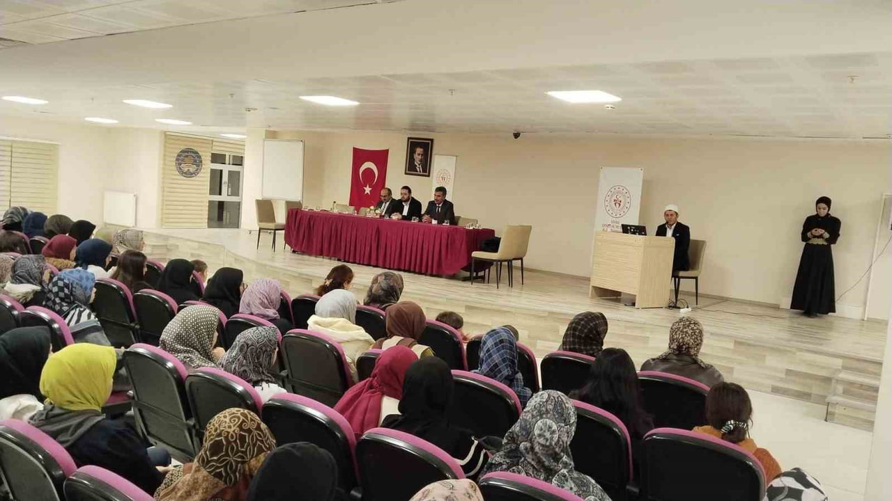 KYK YURDUNDA KANDİL PROGRAMI GERÇEKLEŞTİRİLDİ