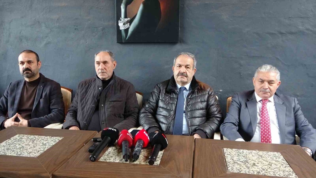 MALATYA YEŞİLYURTSPOR BAŞKANI ADNAN ÇOBAN, BAHİS SORUŞTURMASI KAPSAMINDA 10 FUTBOLCUNUN CEZALI...