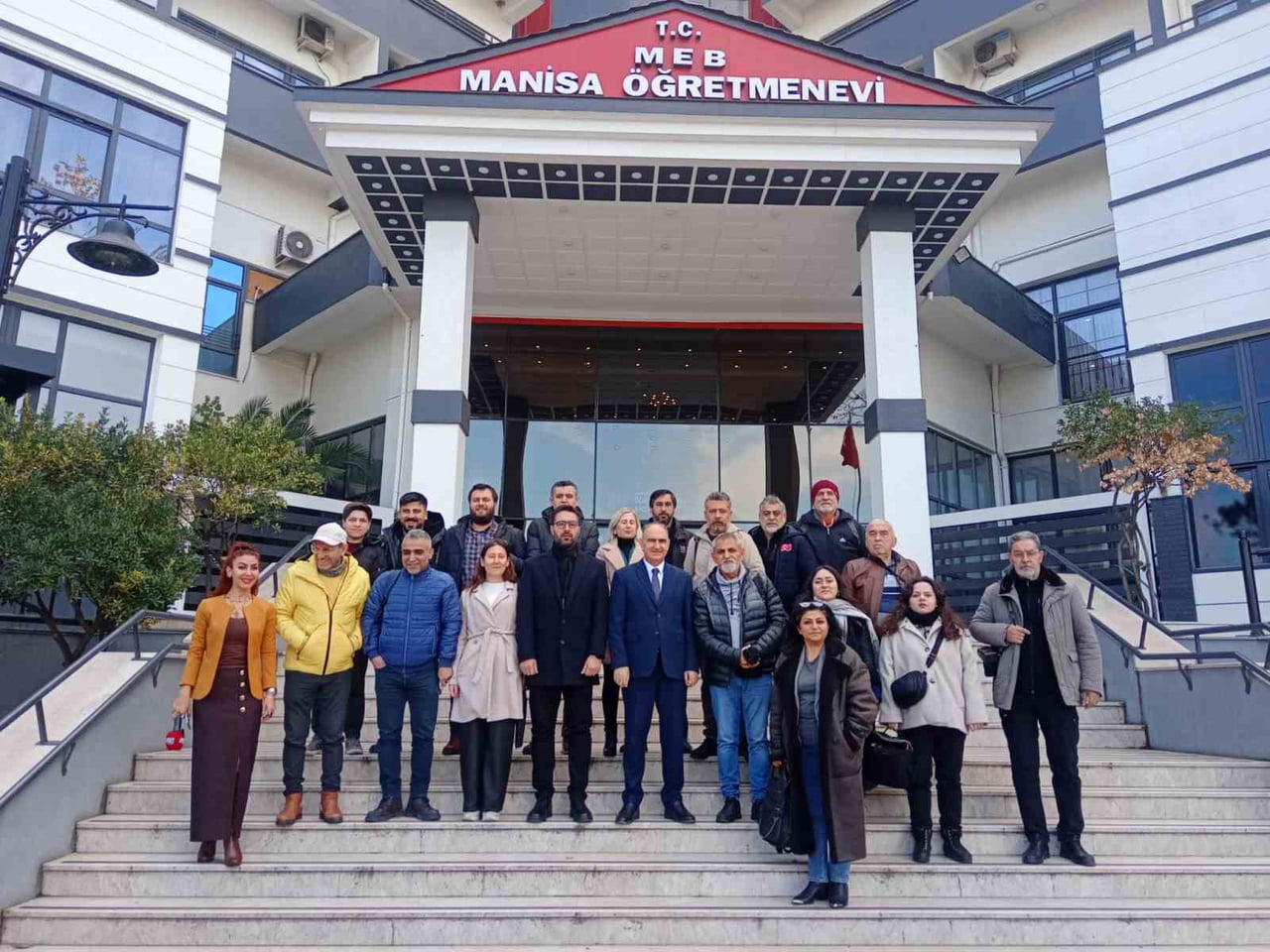 MANİSA VALİSİ VAHDETTİN ÖZKAN, 2025 YILI GÜVENLİK VERİLERİNİ AÇIKLAYARAK TERÖRLE MÜCADELEDE...