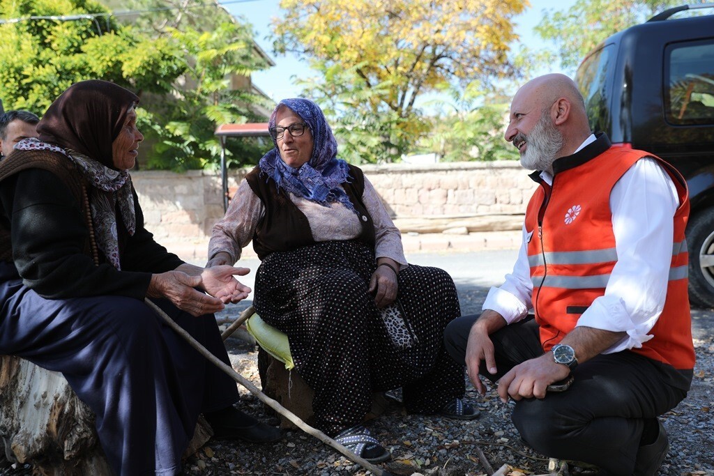 MERKEZ MAHALLELERİN YANI SIRA KIRSAL MAHALLERİ DE CAZİBE MERKEZİ HÂLİNE DÖNÜŞTÜREN KOCASİNAN...