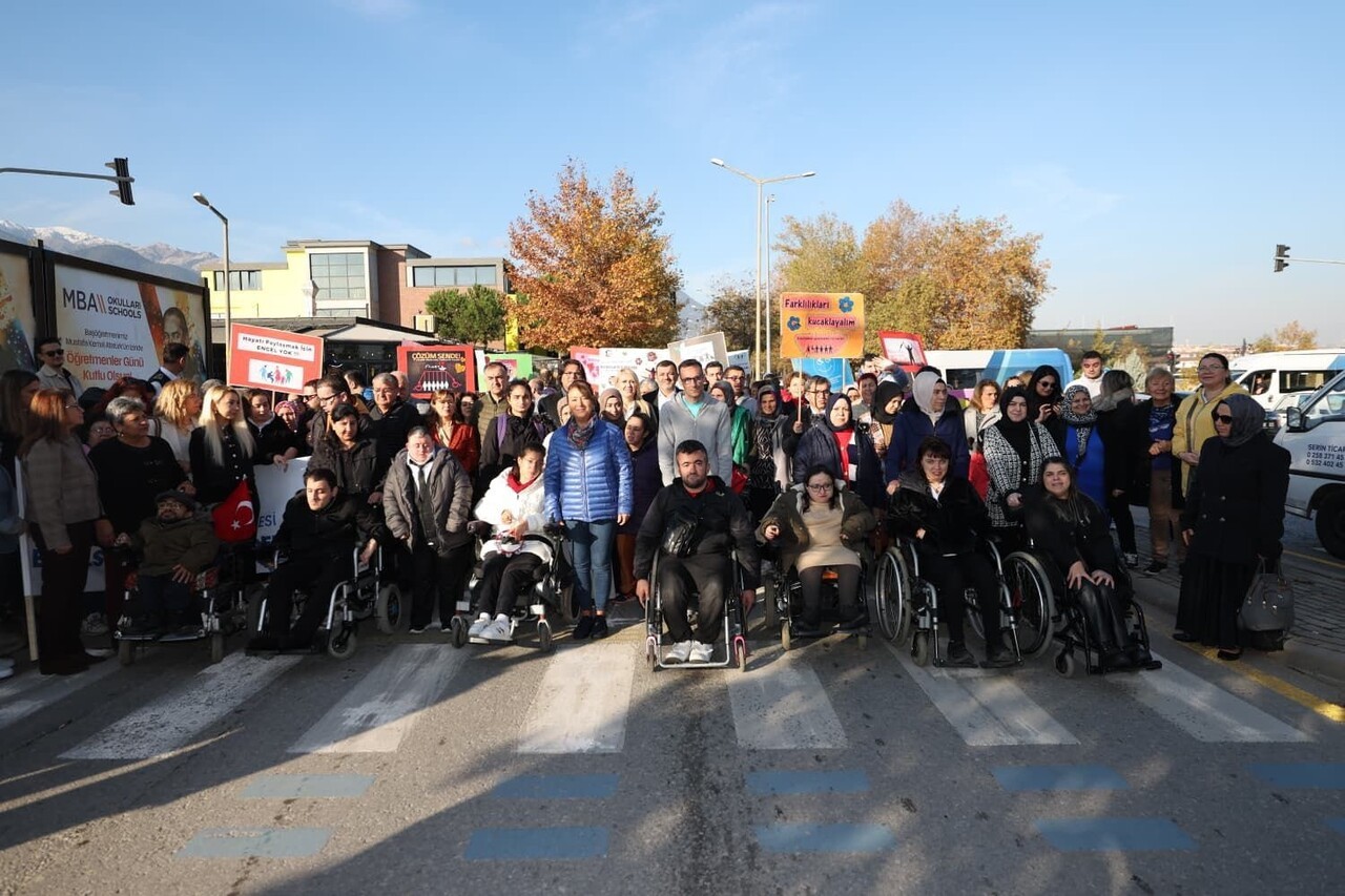 MERKEZEFENDİ BELEDİYESİ’NCE 3 ARALIK DÜNYA ENGELLİLER GÜNÜ’NDE DÜZENLENEN 5. ENGELSİZ FEST YOĞUN...