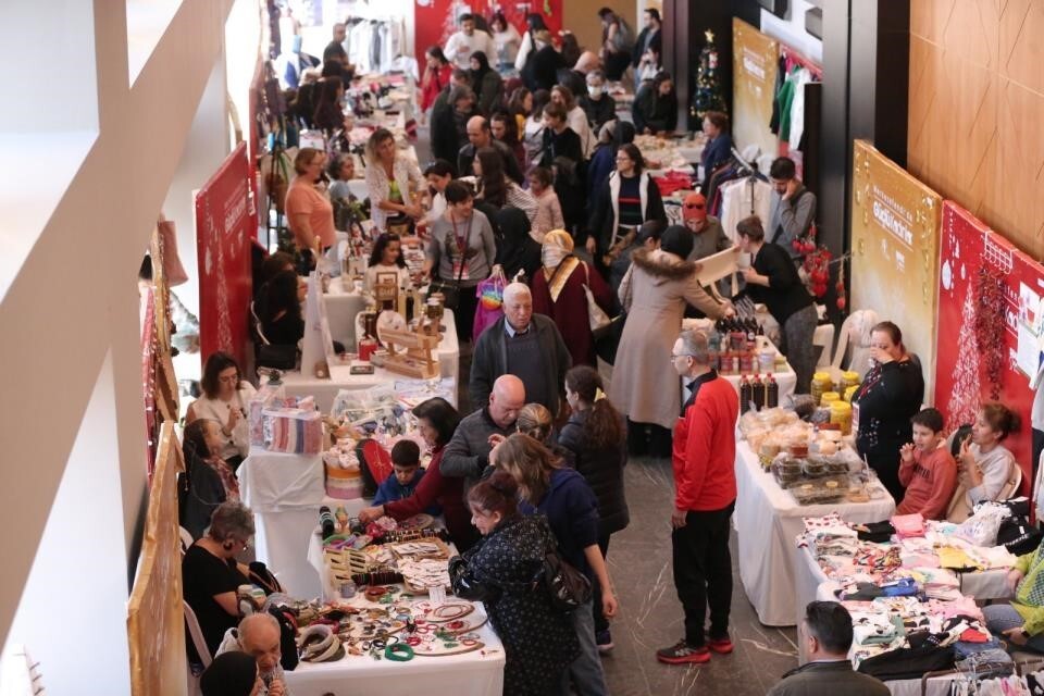 MERKEZEFENDİ BELEDİYESİ TARAFINDAN GELENEKSEL HALE GETİRİLEN GİRİŞİMCİ KADINLAR VE EL EMEĞİ...