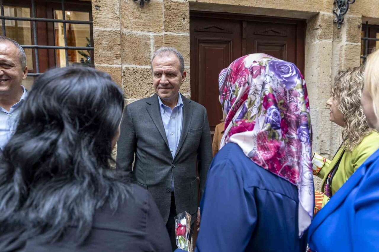 MERSİN BÜYÜKŞEHİR BELEDİYE BAŞKANI VAHAP SEÇER İLE EŞİ MERSİNDEN KADIN KOOPERATİFİ BAŞKANI MERAL...