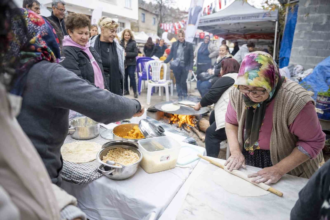 MERSİN BÜYÜKŞEHİR BELEDİYESİ’NİN ‘KIRSAL MAHALLE BULUŞMALARI’ ÇAMLIYAYLA DARIPINARI MAHALLESİ’NDE...