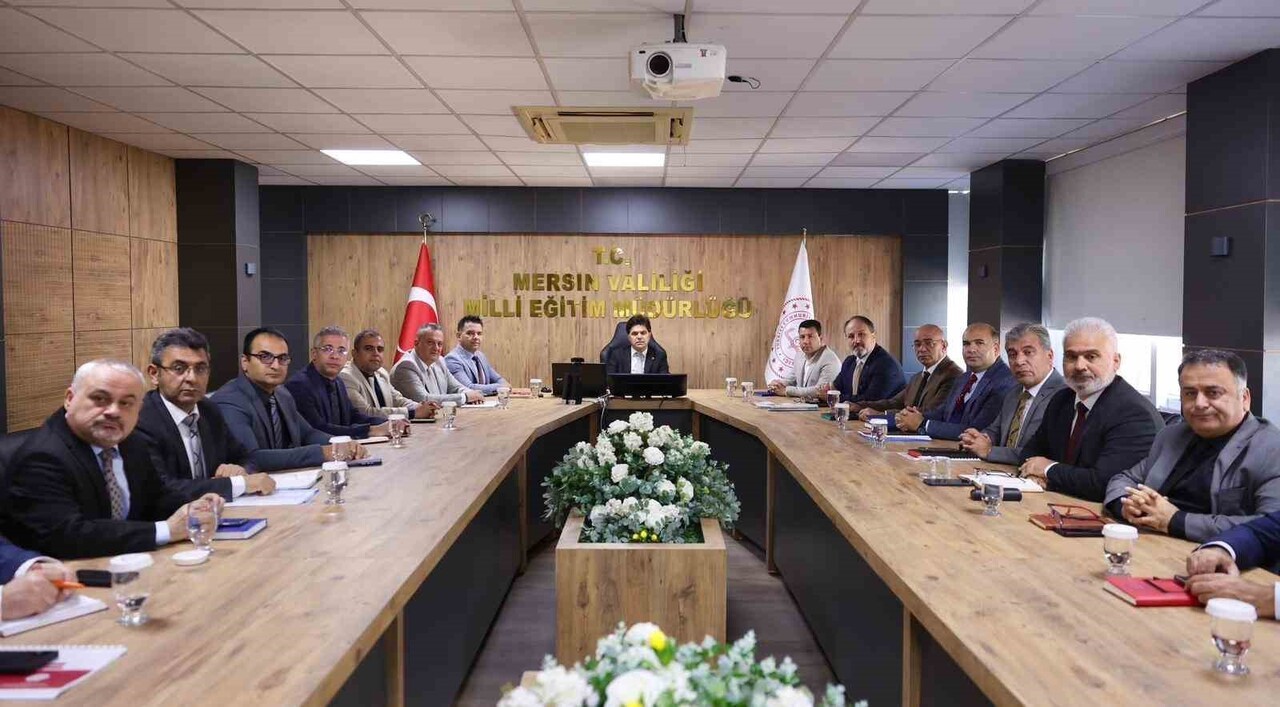 MERSİN İL MİLLİ EĞİTİM MÜDÜRÜ MUHAMMED ÖZDEMİRCİ, KURUMUN BİRİM AMİRLERİYLE BİR ARAYA GELEREK...