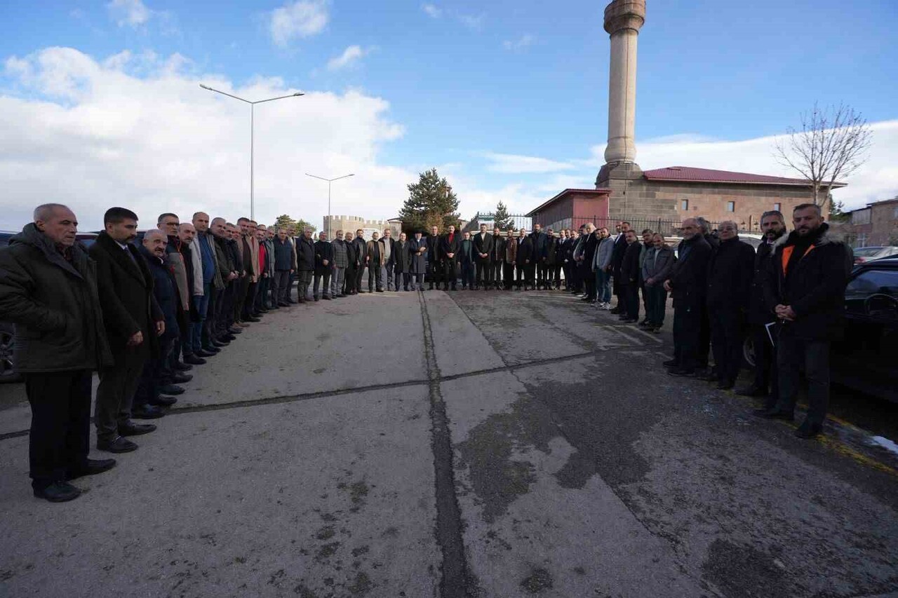 MİLLİYETÇİ HAREKET PARTİSİ (MHP) ERZURUM İL BAŞKANI ADEM YURDAGÜL, ERZURUM ÜLKÜ OCAKLARI İL...