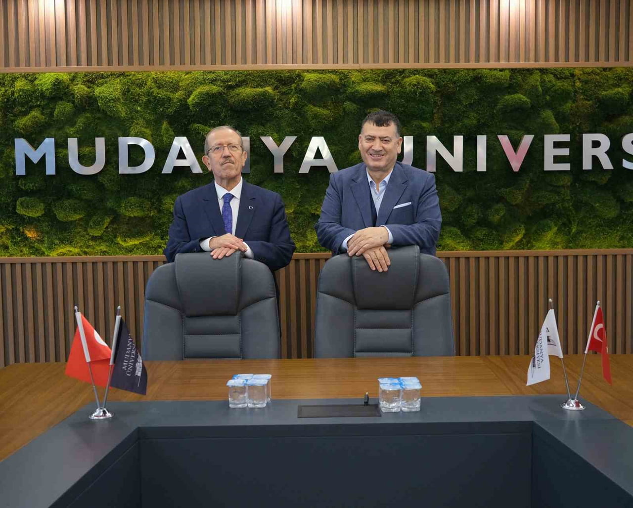 MUDANYA ÜNİVERSİTESİ’NİN TECRÜBE KONUŞUYOR ETKİNLİĞİNİN KONUĞU HAYAT SAĞLIK GRUBU YÖNETİM KURULU...