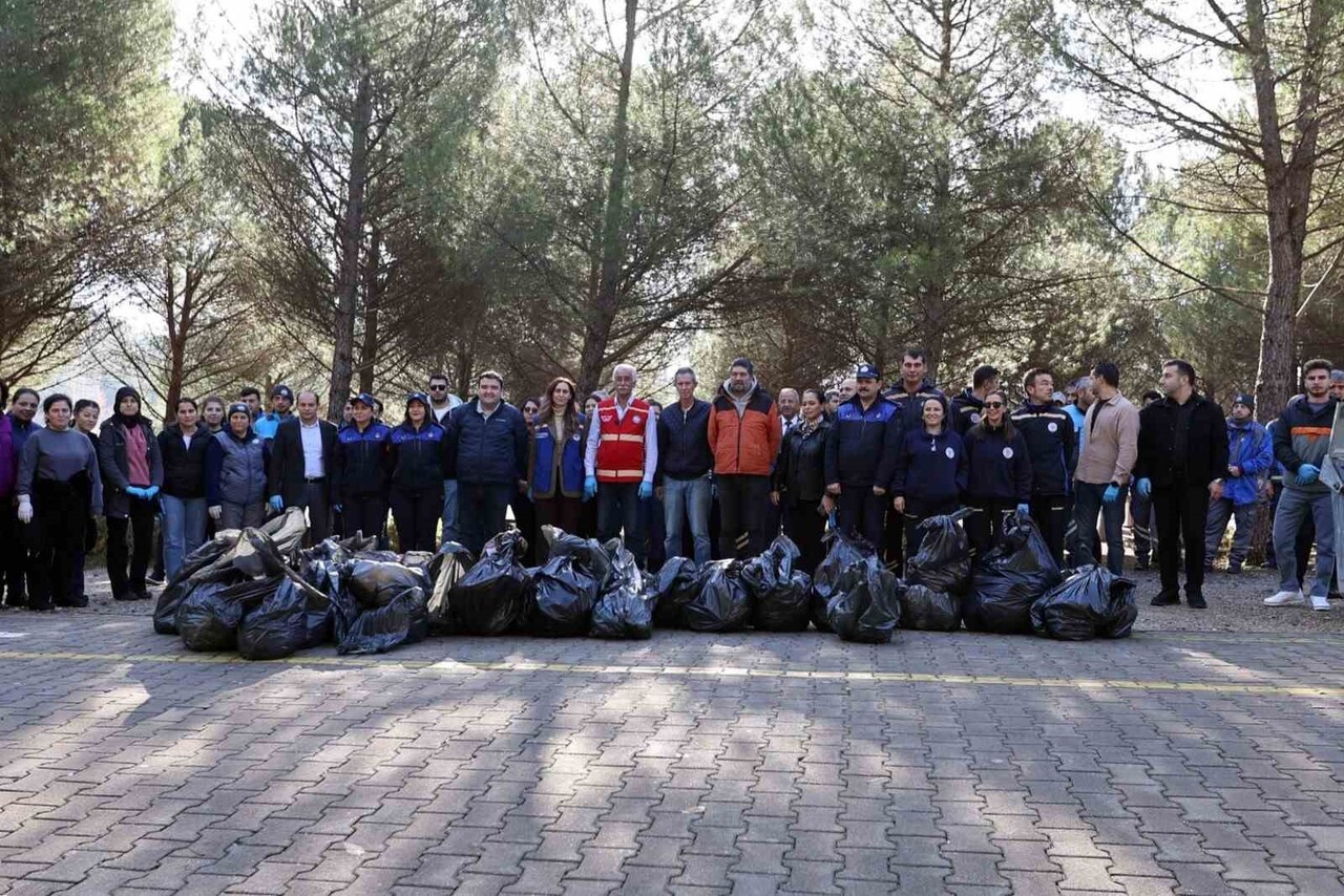 MUĞLA BÜYÜKŞEHİR BELEDİYESİ, KENT GENELİNDE YÜRÜTÜLECEK KAPSAMLI ÇEVRE TEMİZLİĞİ SEFERBERLİĞİNİN...