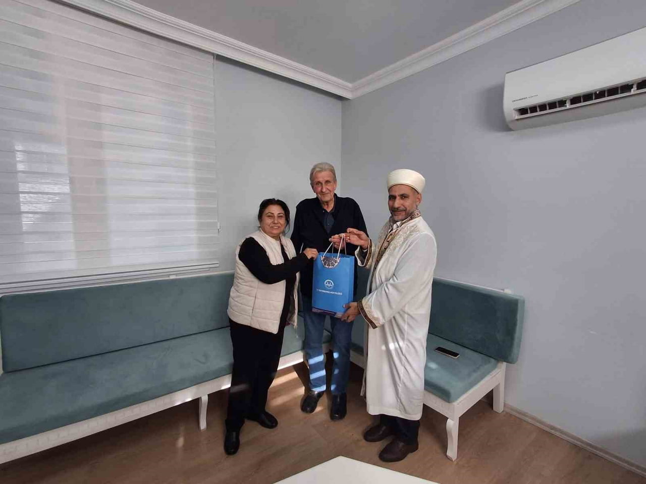 MUĞLA’NIN SEYDİKEMER İLÇESİNDE 66 YAŞINDAKİ ALMAN VATANDAŞI HANS JOACHİM PRİNZ, YAPTIĞI UZUN...