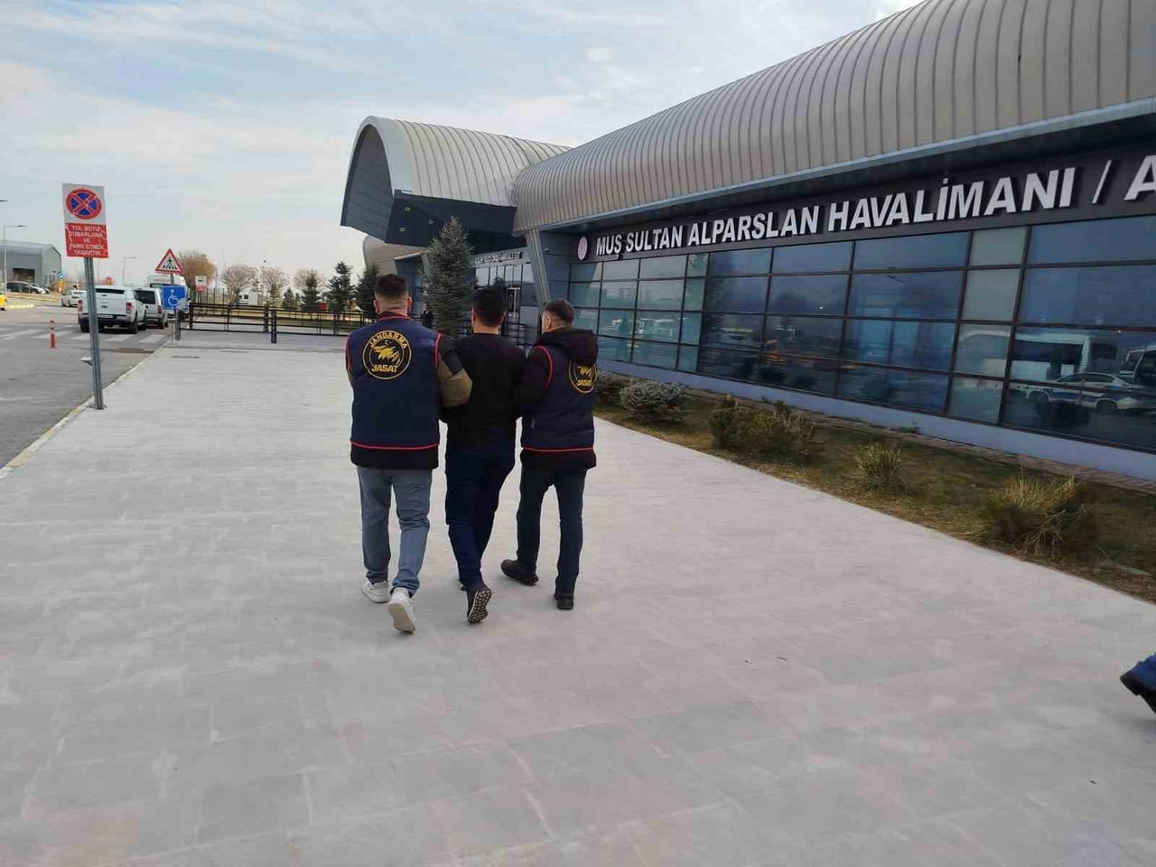 MUŞ İL JANDARMA KOMUTANLIĞI ASAYİŞ ŞUBE MÜDÜRLÜĞÜ’NE BAĞLI JANDARMA SUÇ ARAŞTIRMA TİMİ (JASAT)...