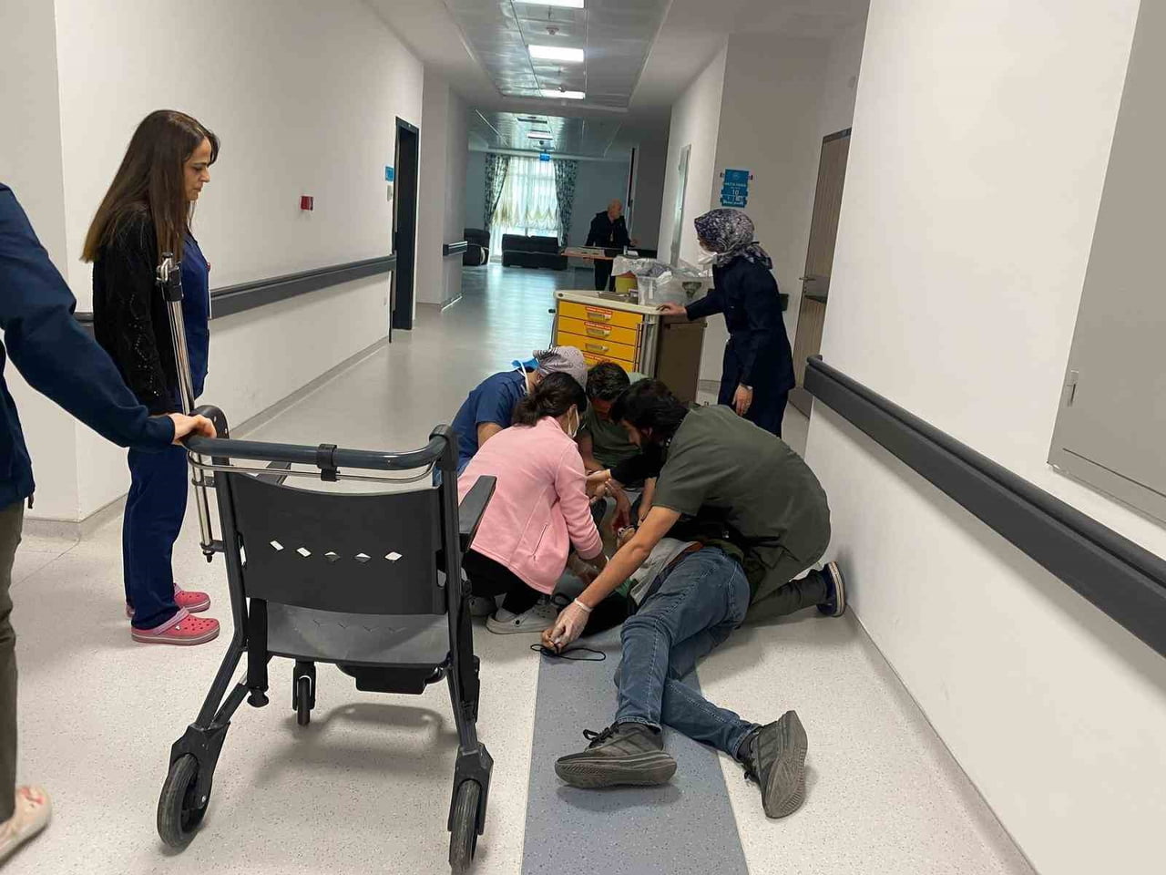 NİĞDE’DE DÜZENLENEN YEREL DÜZEY AFET SAĞLIK GRUBU SAHA TATBİKATI GERÇEĞİNİ ARATMADI