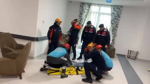 Niğde’de gerçeğini aratmayan 'saha tatbikatı'