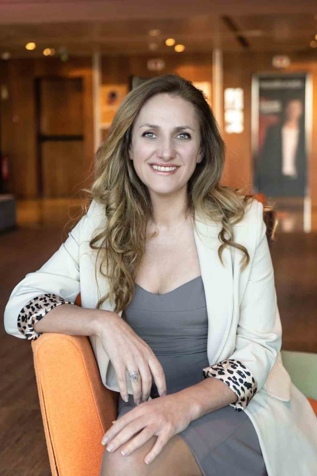 NİLHAN ONAL GÖKÇETEKİN