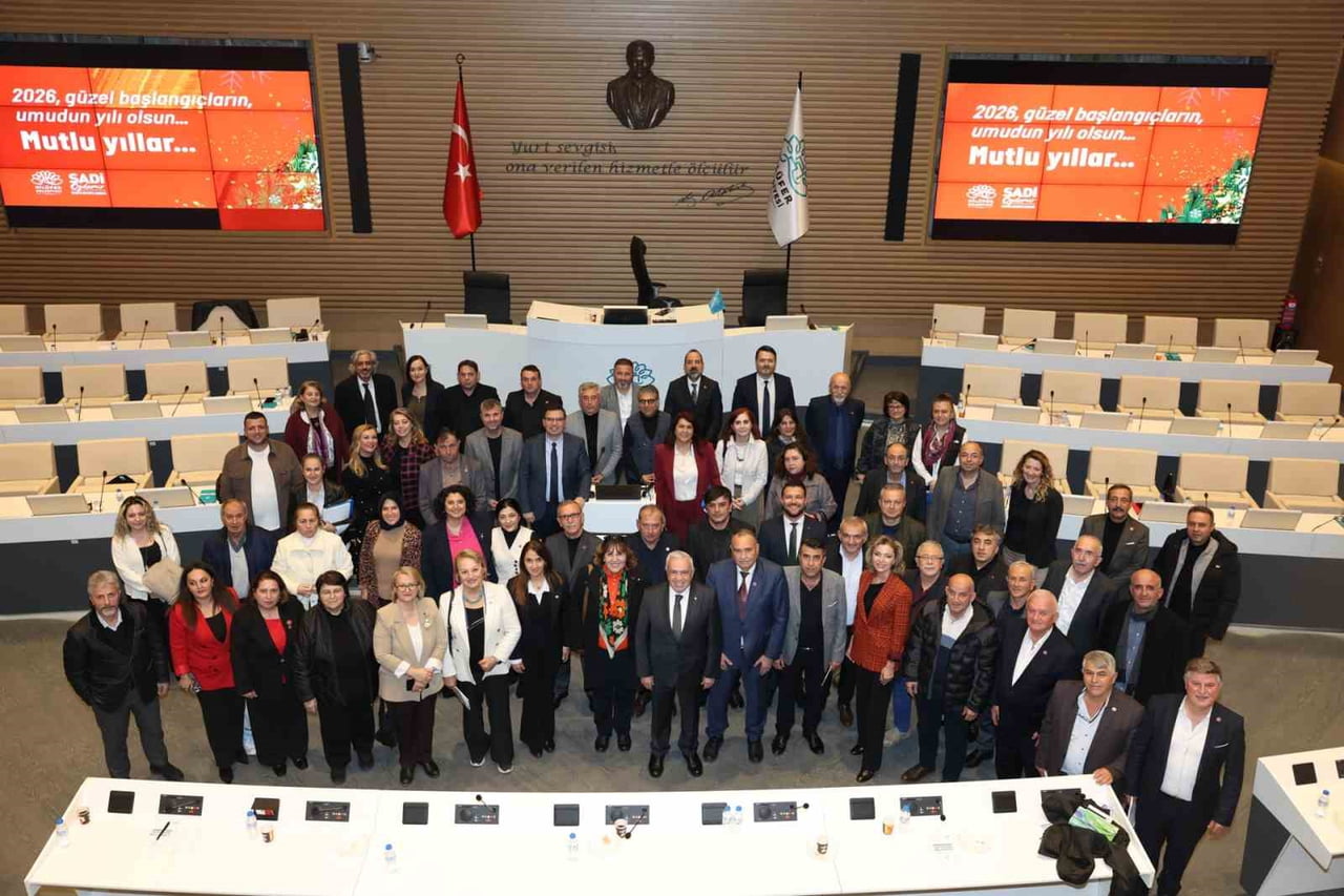 NİLÜFER BELEDİYE BAŞKANI ŞADİ ÖZDEMİR, YILIN SON MUHTARLAR BULUŞMASINDA NİLÜFER’DE KARAR...