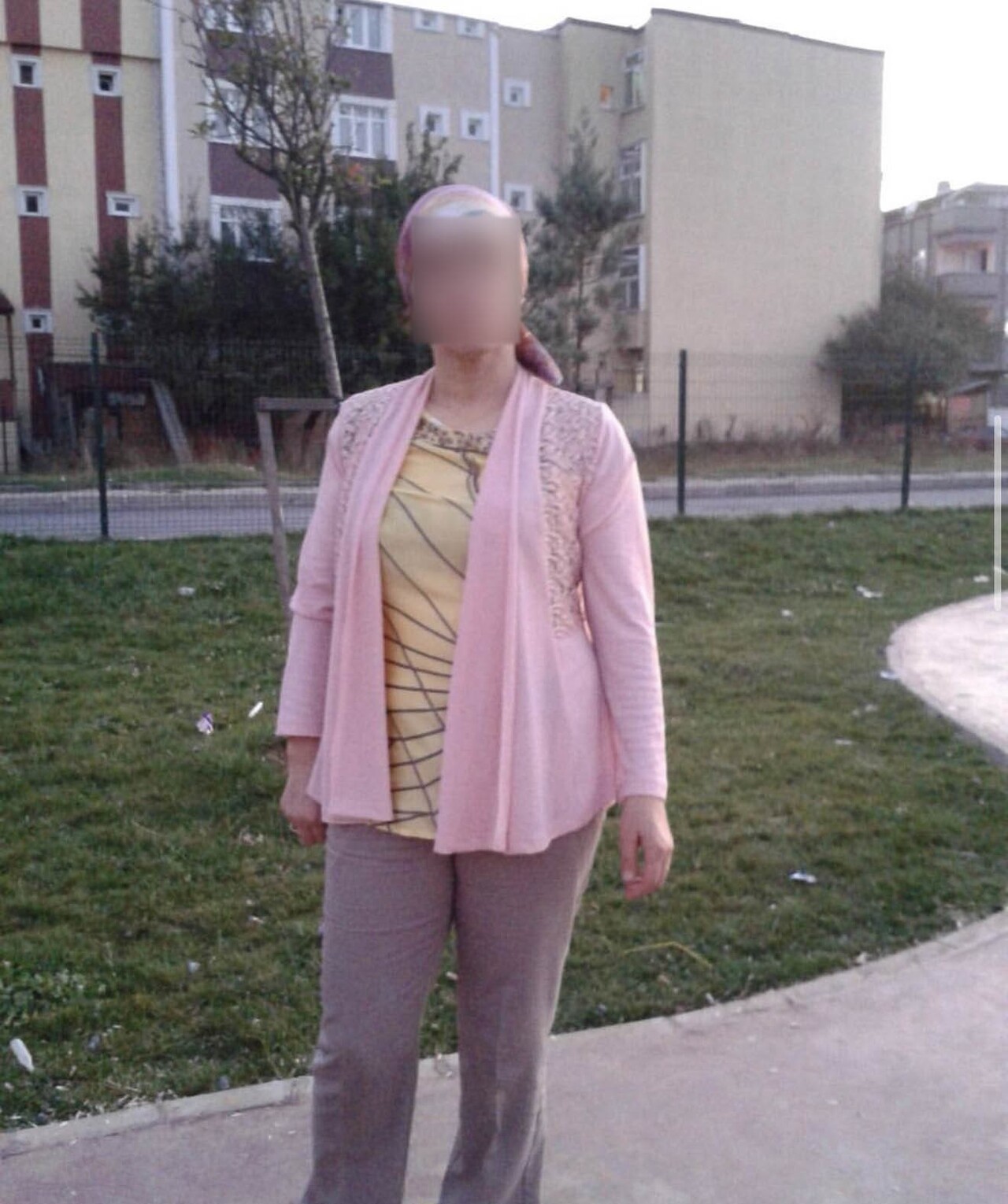 OKULDA GÖREVLİ TEMİZLİK PERSONELİ Z.S.