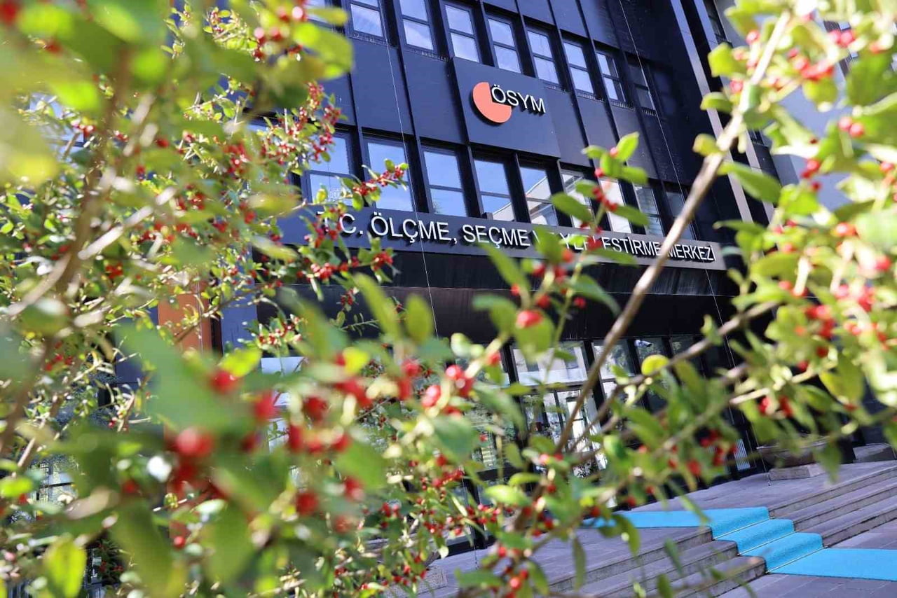 ÖLÇME, SEÇME VE YERLEŞTİRME MERKEZİ BAŞKANLIĞI(ÖSYM) TARAFINDAN 2025 YILINDA GERÇEKLEŞTİRİLEN 72...