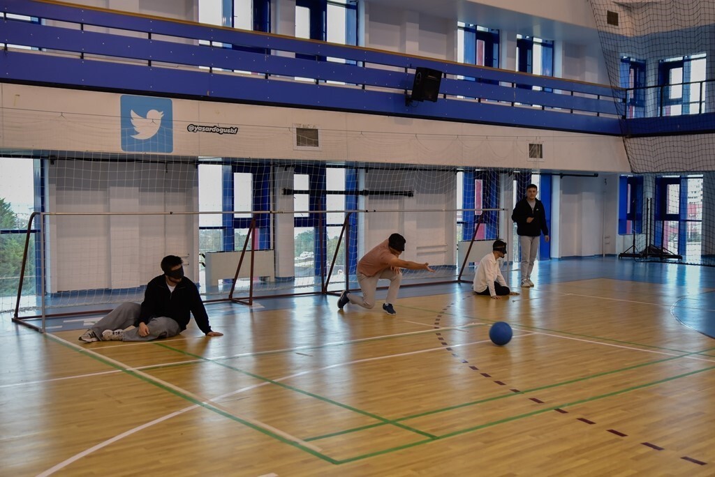 ONDOKUZ MAYIS ÜNİVERSİTESİ (OMÜ) YAŞAR DOĞU SPOR BİLİMLERİ FAKÜLTESİ’NDE, 3 ARALIK DÜNYA...