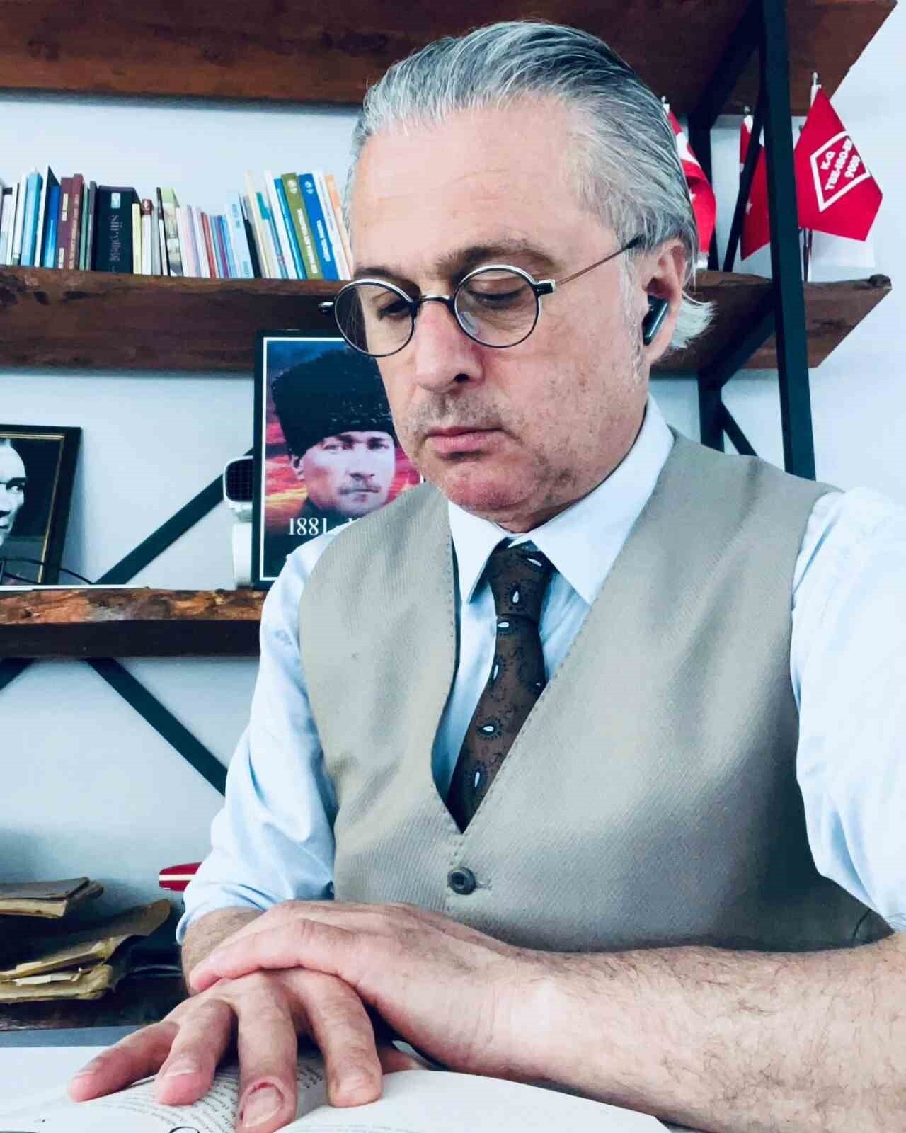 ORDULU YAZAR BİROL ÖZTÜRK’ÜN KİTAPLARI DÜNYANIN EN BÜYÜK, EN POPÜLER SESLİ VE E-KİTAP...