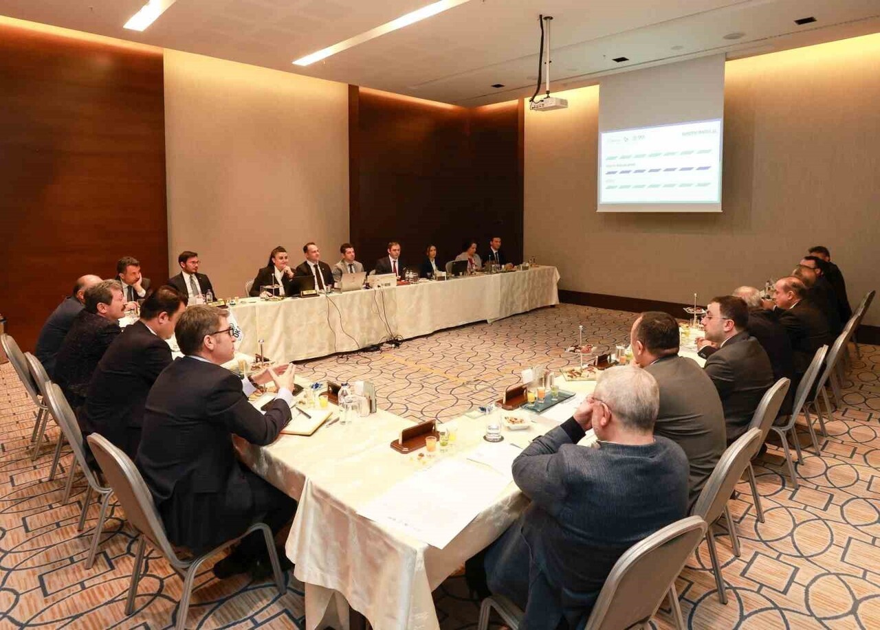 ORTA KARADENİZ KALKINMA AJANSI (OKA) TOPLANTISINDA, SAMSUN–MERSİN SANAYİ KORİDORU HEDEFLERİYLE...