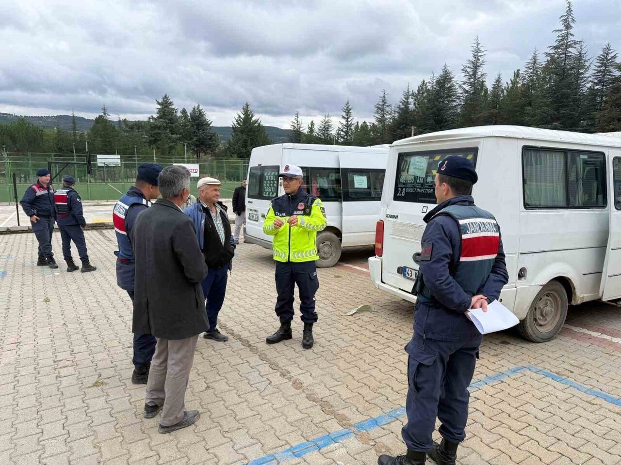 PAZARLAR İLÇE MİLLİ EĞİTİM MÜDÜRLÜĞÜ, İLÇE EMNİYET AMİRLİĞİ, İLÇE JANDARMA KOMUTANLIĞI VE PAZARLAR...